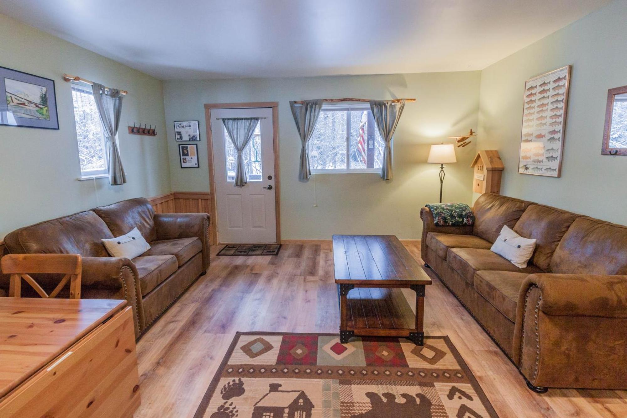 Bear Lake Lodgings B&B, Inc Seward Extérieur photo