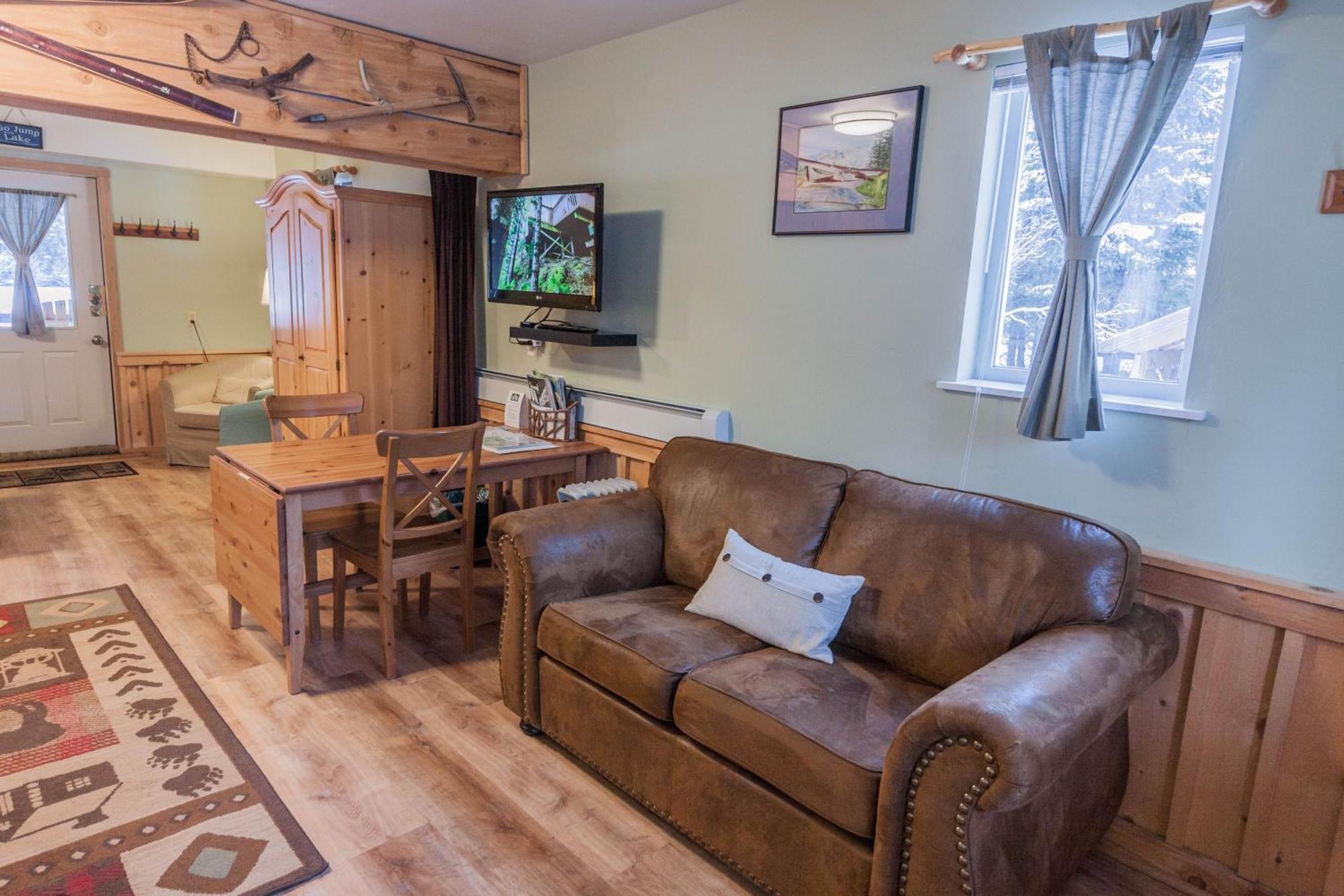 Bear Lake Lodgings B&B, Inc Seward Extérieur photo