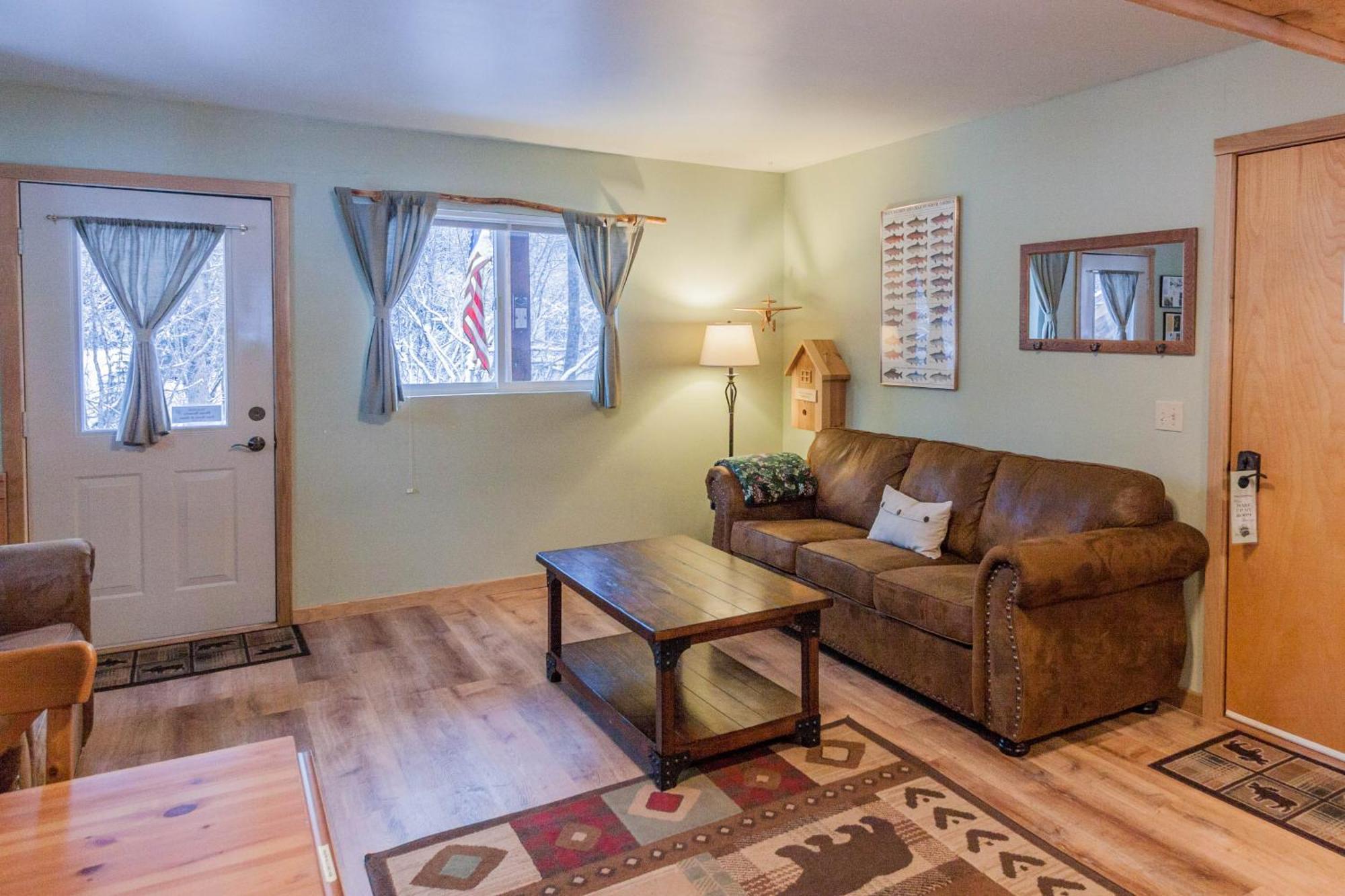 Bear Lake Lodgings B&B, Inc Seward Extérieur photo
