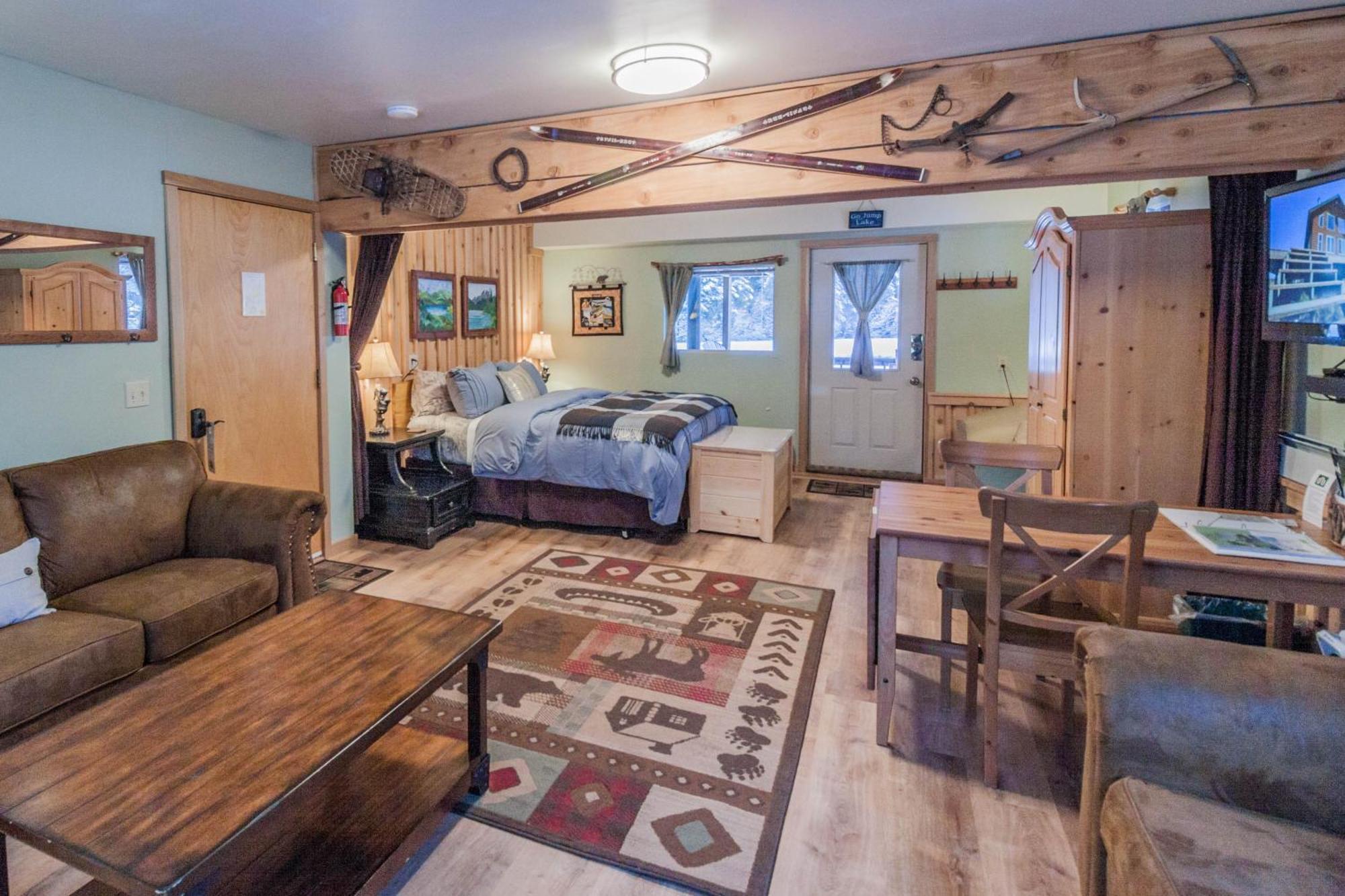 Bear Lake Lodgings B&B, Inc Seward Extérieur photo